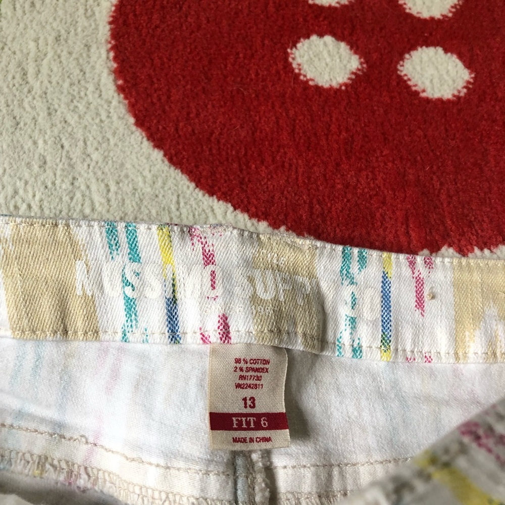 Mossimo Shorts - Picture 5 of 8